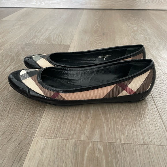 Burberry Nova Check Ballet Flats Size 37 - Picture 1 of 8